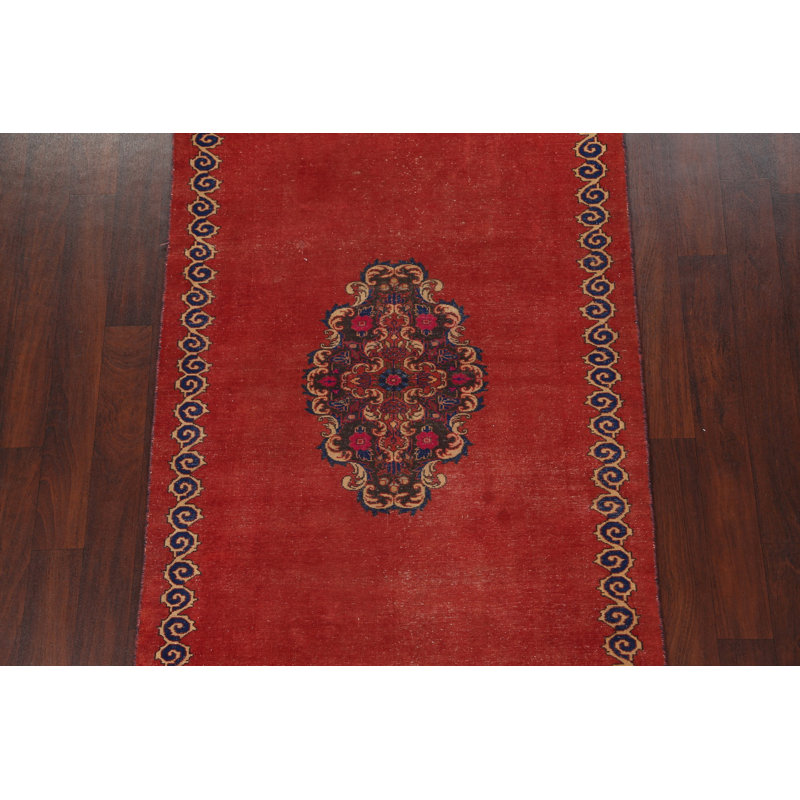 Tapis rouge rétro traditionnel 4 x 7