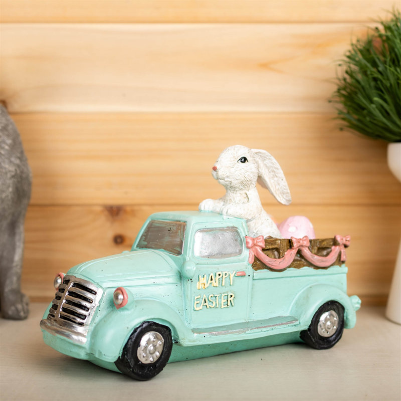 Figurine de lapin de Pâques en voiture L 9,5 po