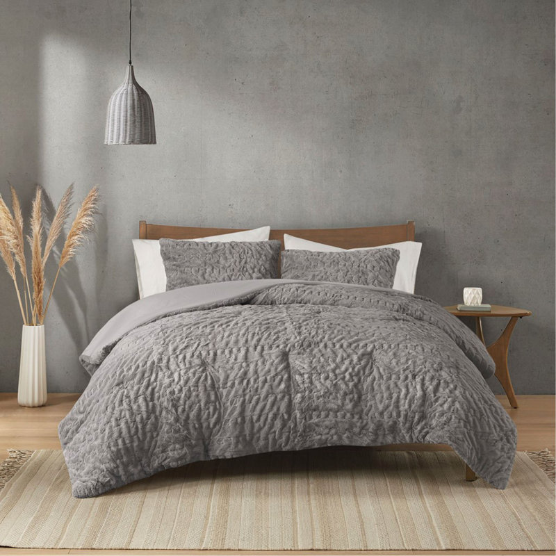 Full/Queen Ruched Fur Down Alternative Comforter Set, Gray, Queen Comforter + 2 Shams