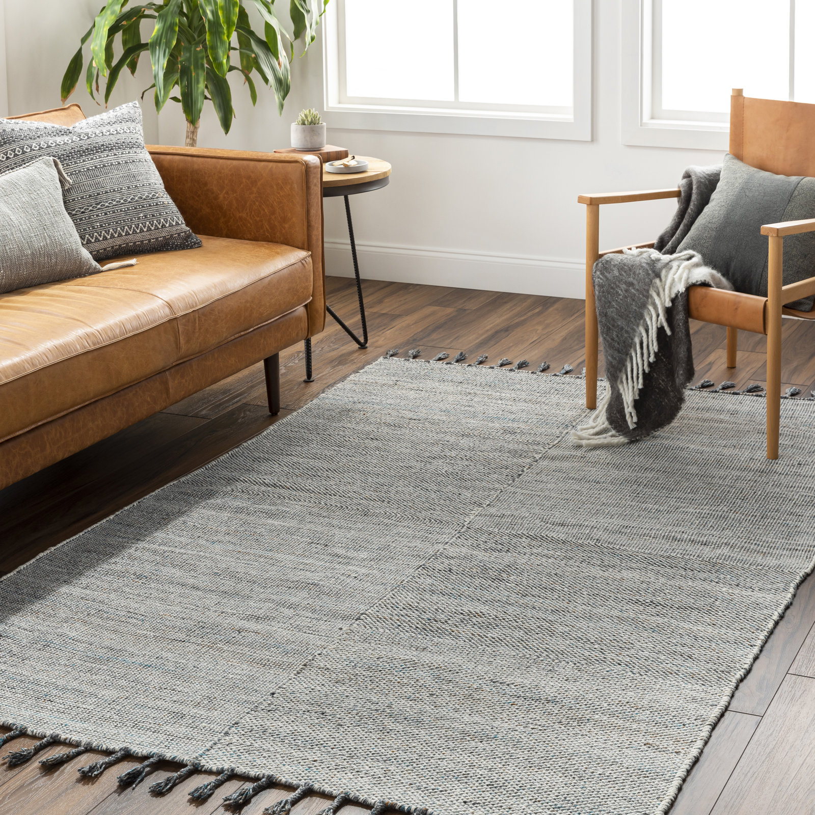 Juara Hand-Woven Rug, Rectangle 2' x 3'