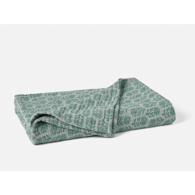 Mirada Organic Matelasse Throw