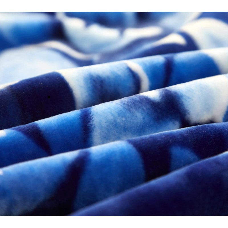 Emmari East Urban Home Throw