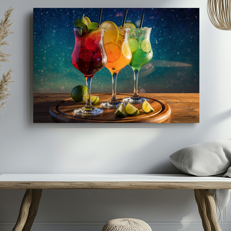 Toile Une présentation vibrante de trois cocktails élégamment conçus repose sur un art mural, H 9 po x l 12 po