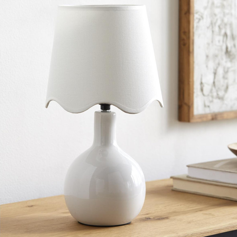 Lampe de table Maura, Blanc, Blanc, H 15 po x l 9 po x P 9 po