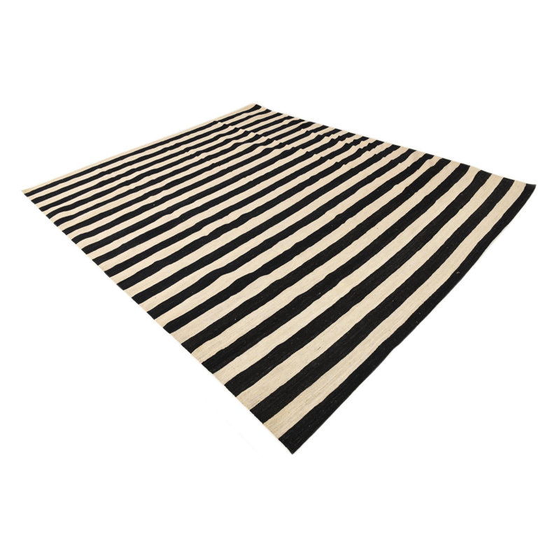 Tapis noir et blanc Pegues