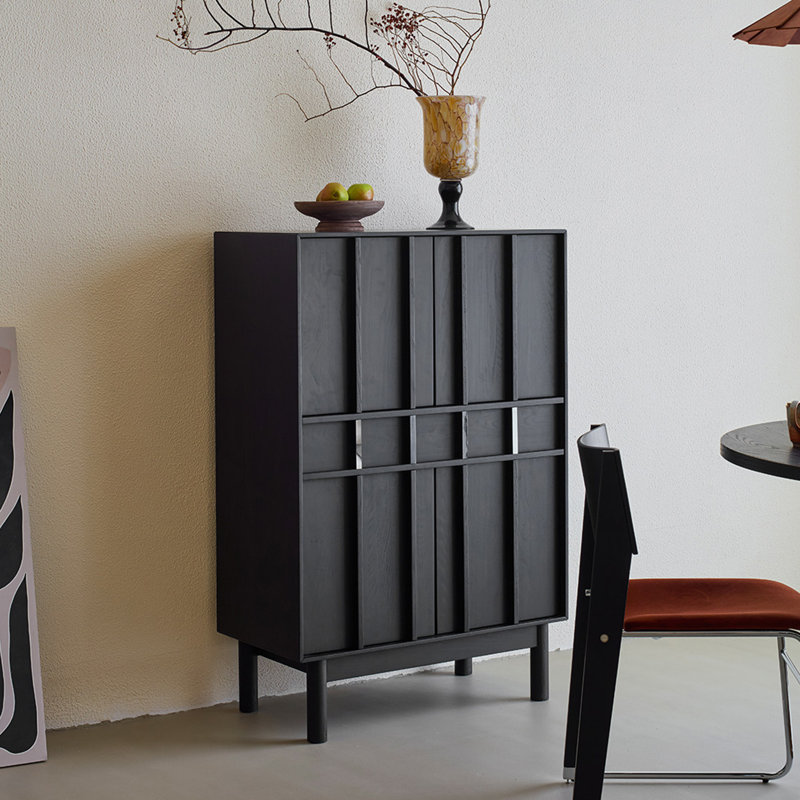Modern Minimalist Style Sideboard