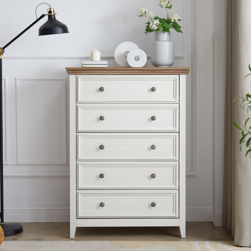 Commode 5 tiroirs beige pour économiser de l'espace