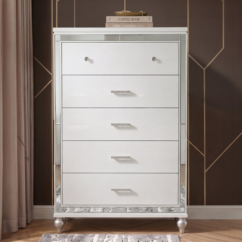 Denard Chest, White