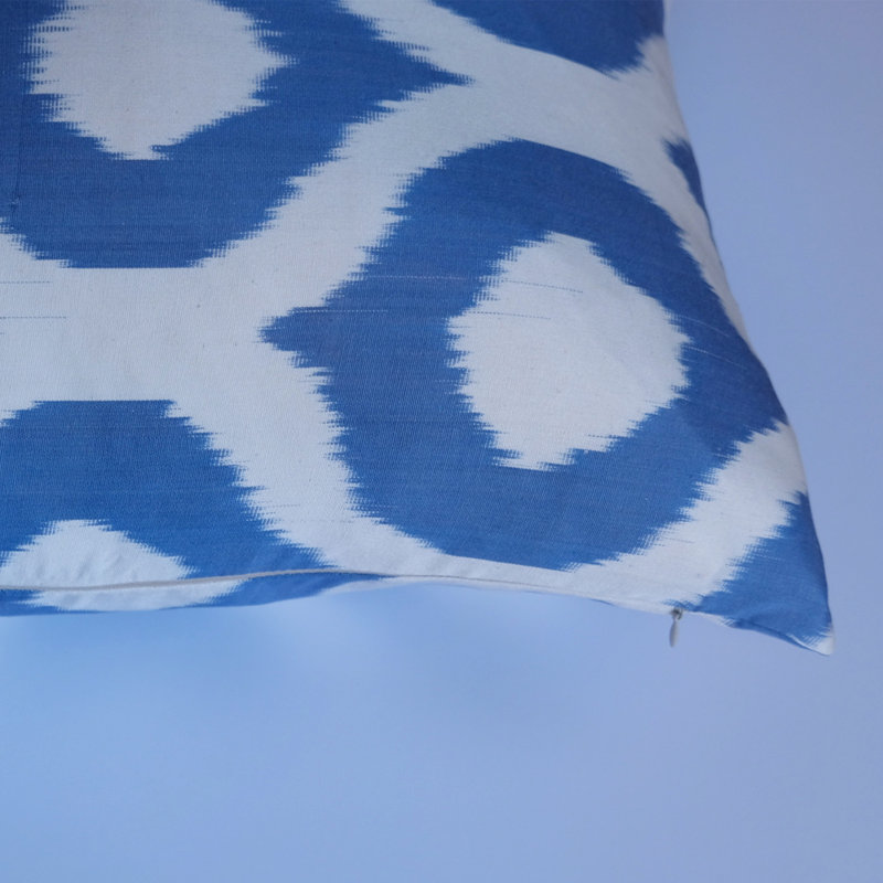 Cevaz Silk Lumbar Pillow Cover & Insert