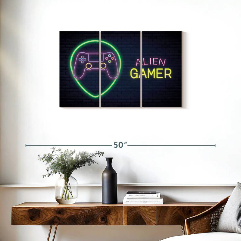  «Alien Gamer, H 20 po x l 33 po