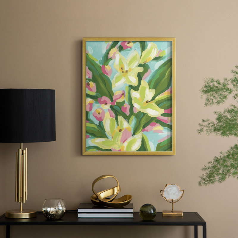 Floral Vibration I, reproduction encadrée - bois massif, H 15 po x l 12 po, Doré
