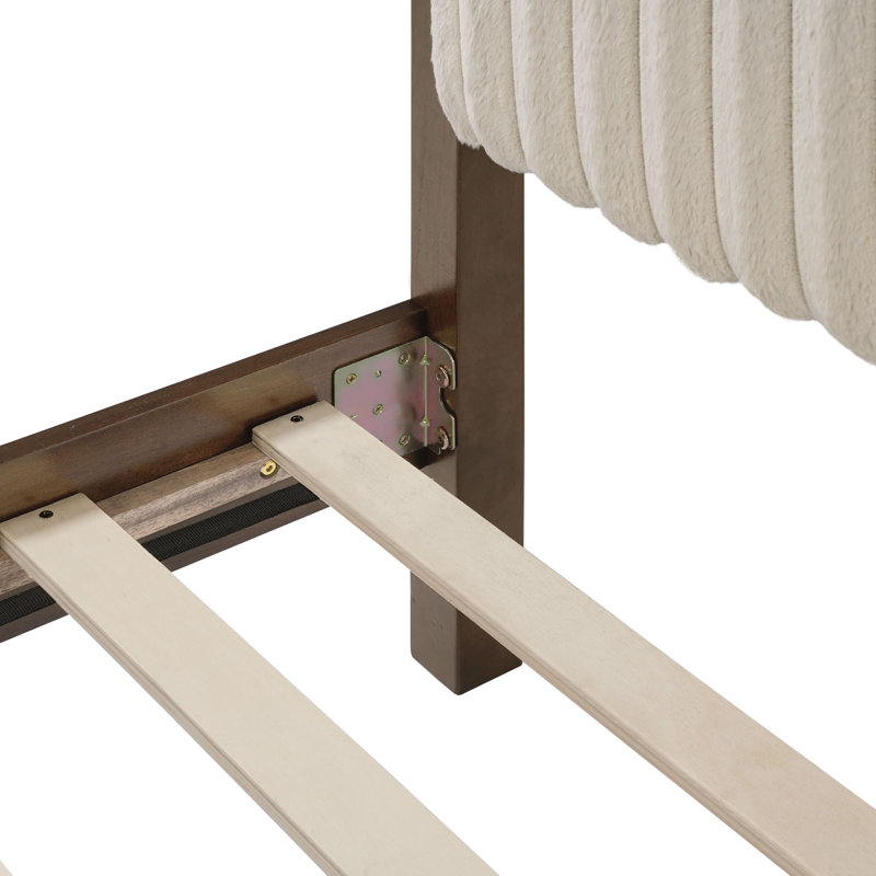 Lit plateforme tapissier Casondra, Noyer foncé