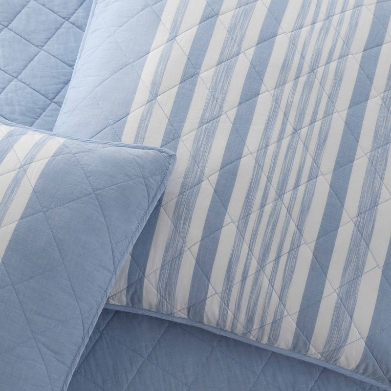Southern Tide Westlake Quilt, Queen Quilt 