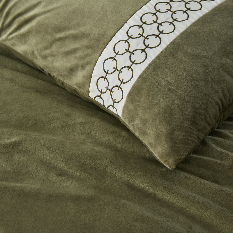 Wonderful Velvet Patchwork Quilt Set 3 Piece Lightweight Comforter, Full/Queen Quilt + 2 Standard Shams, Army Green