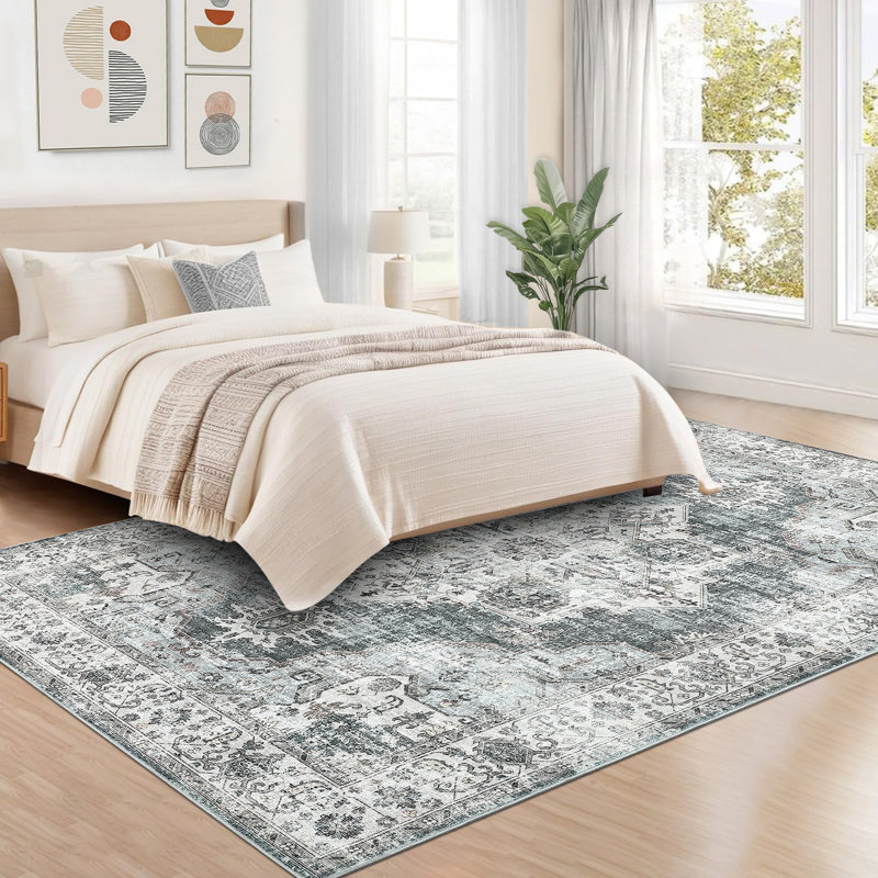 Garvee Vintage Area Rug Floral Print Indoor Mat with Non-Slip Backing, Washable Distressed Accent Carpet, Oriental Medallion Low Pile Floor Cover for Bedroom, Kitchen, Laundry