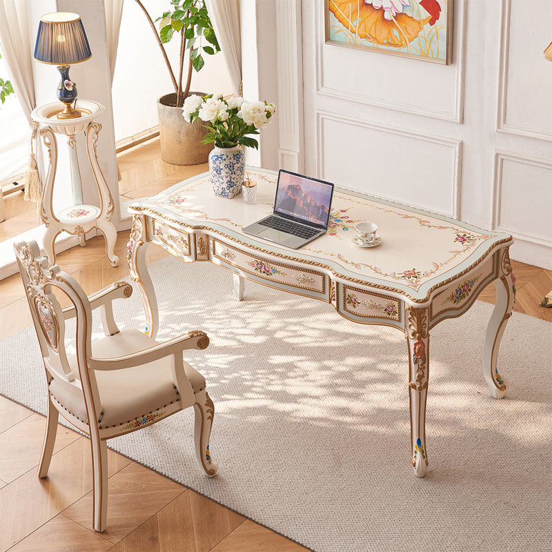 Ensemble de bureau et chaise de style cour française