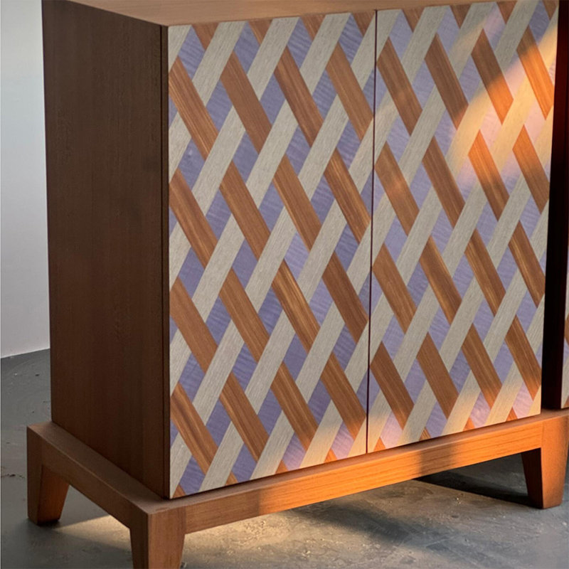 Armoire d'appoint de style zen médiéval
