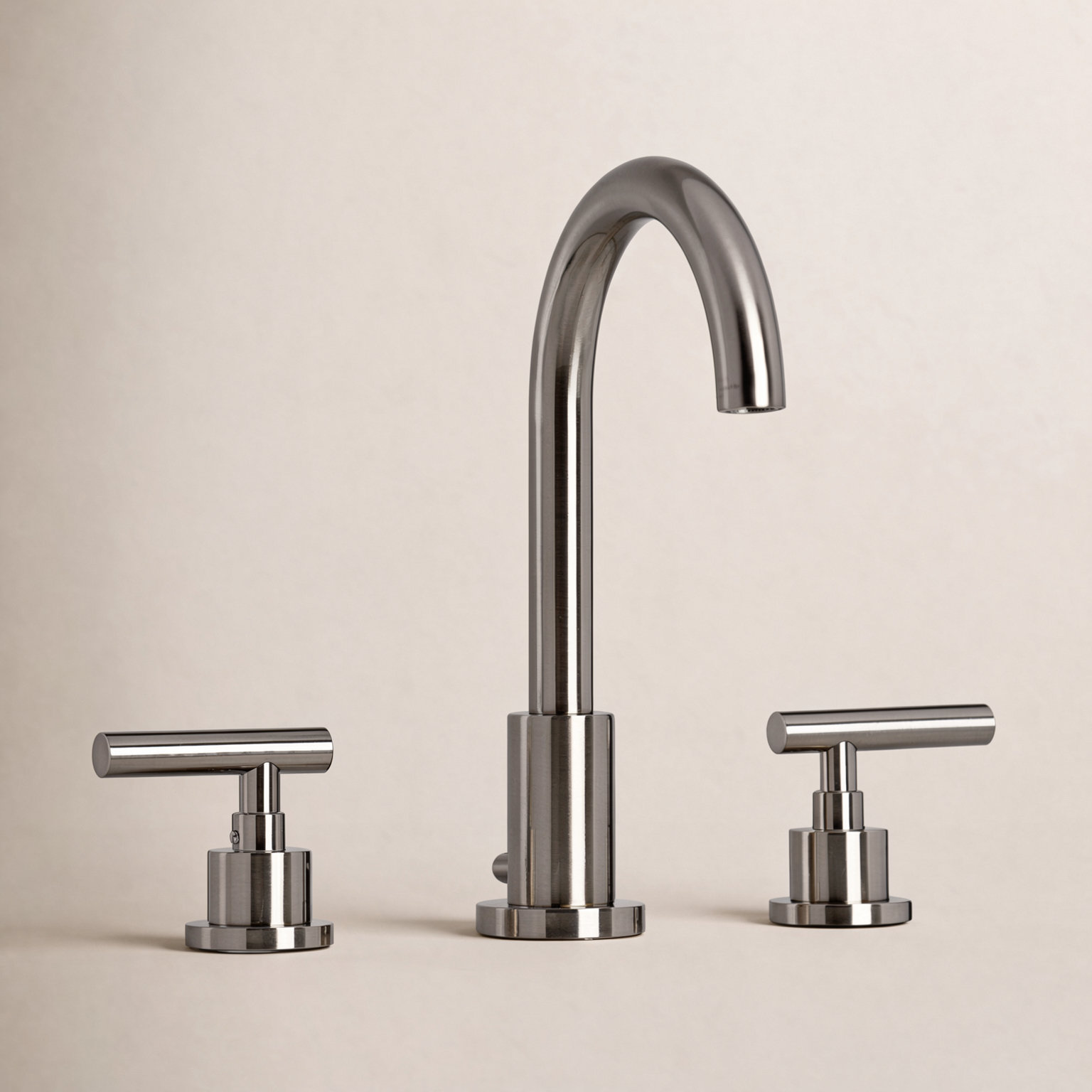 Manhattan Widespread Faucet with Drain, Brushed Nickel