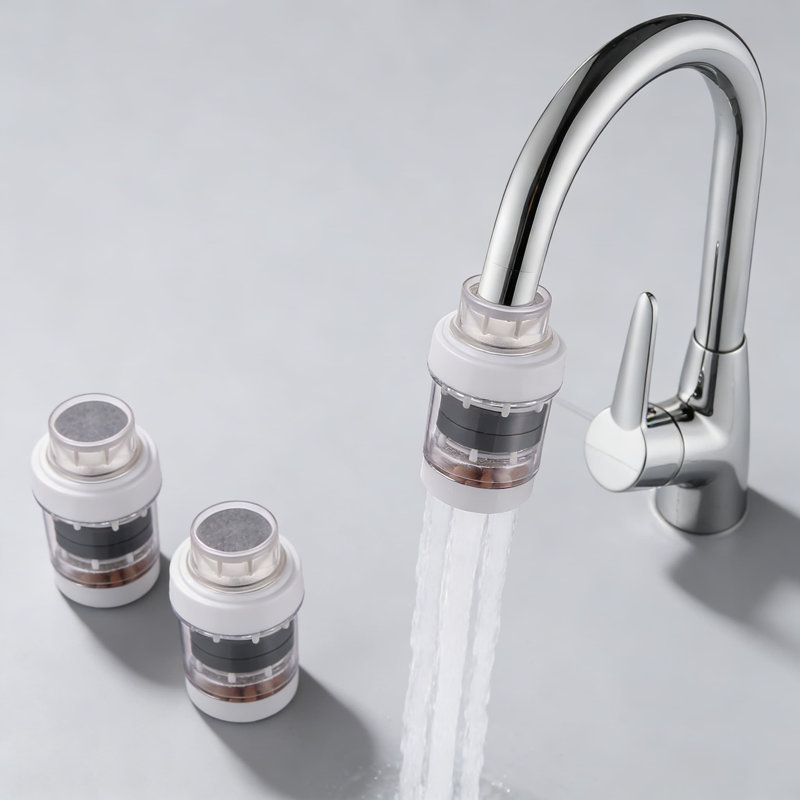 Ensemble de 2 filtres à eau pour robinet, système de filtration au charbon actif qui élimine le chlore, les fluides, les métaux lourds et l'eau dure pour les robinets de cuisine et de salle de bain