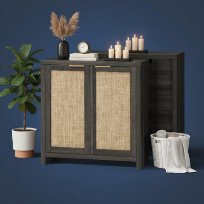 Armoire de rangement 31 po de large avec portes en rotin et tablettes réglables à 3 niveaux - Noyer spécial