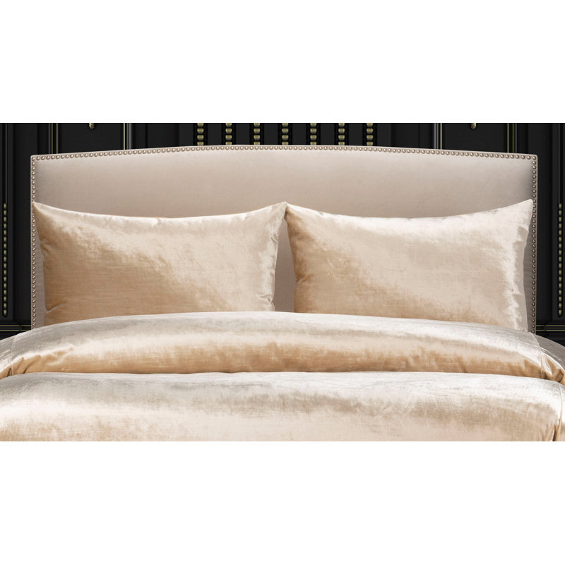 Hours Velvet Bed Sham, Standard