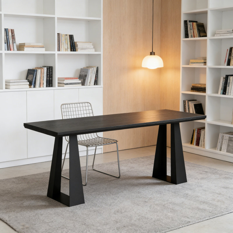 Bureau rectangulaire long en acier au carbone et bois de frêne noir, H 29,52 po x l 55,11 po x P 23,62 po