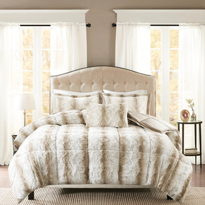 King Bedding - Faux Fur And Skin- Fill Quilt Soft Stylish