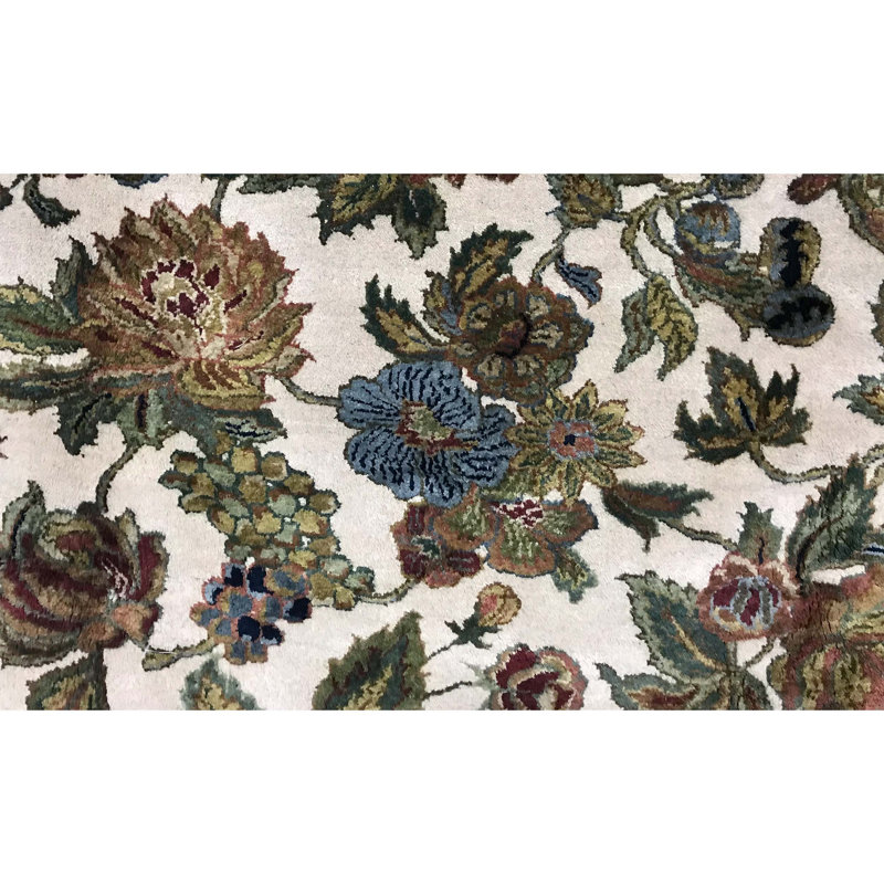 Tapis ivoire et ivoire noué à la main de haute qualité