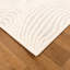 Tapis moderne à formes abstraites-119236174
