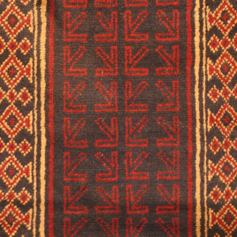 Tapis rouge / bleu marine Dakira