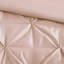 Ensemble d'édredon double capitonné avec broderie, rembourrage hypoallergénique et tissu lavable à la machine pour les lits de grande taille-122455384