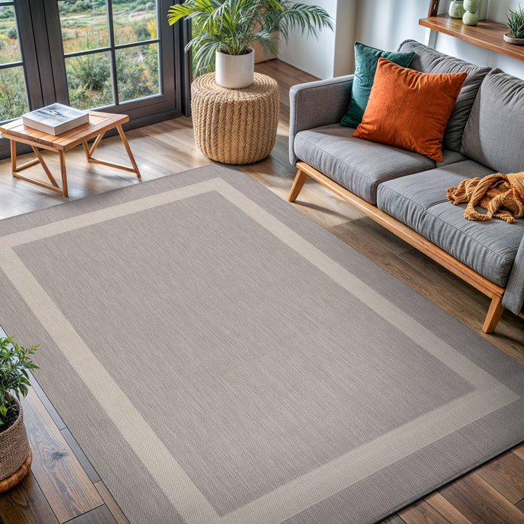 Mekih Geometric Indoor / Outdoor Rug