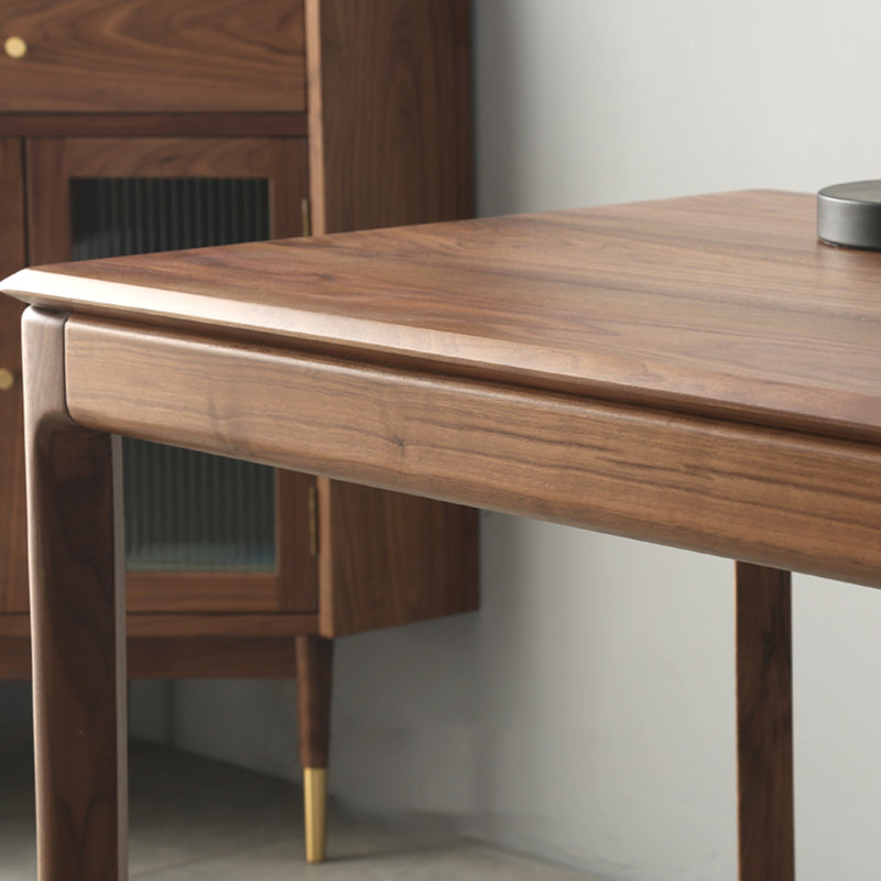 Bureau de style nordique minimaliste