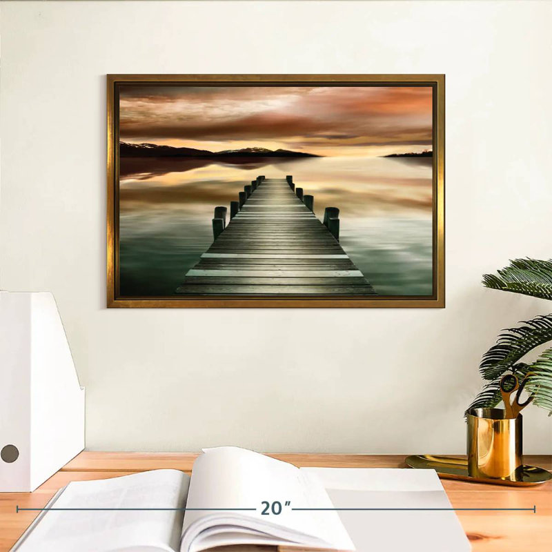 Jetée au coucher du soleil, Cadre flottant doré, 13 po x 9 po