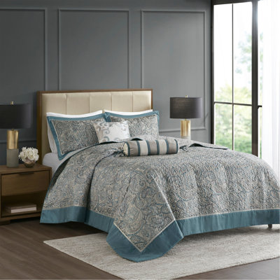 5 Piece Jacquard Bedspread Set with Throw Pillows Teal Queen