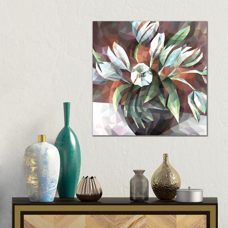 Tulipes blanches dans un vase - reproduction d'art murale encadrée, Toile tendue, Does Not Apply, 18" H x 18" W