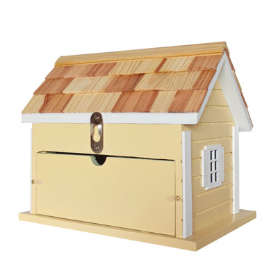 Fledgling Nantucket Cottage - Yellow