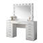 Ensemble de coiffeuse Glam Style avec armoires à tiroirs multiples et 15 ampoules, chargeur USB, parfait pour un rangement organisé et un maquillage glamour