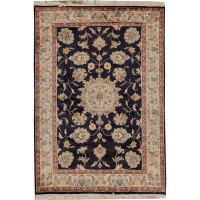 Tapis bleu marine et ivoire de haute qualité noué à la main