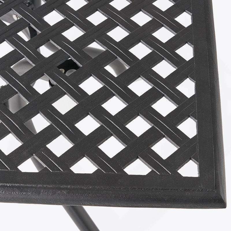 TABLE CAILLETTE EN CAOUTCHOUC I 39IN SQ