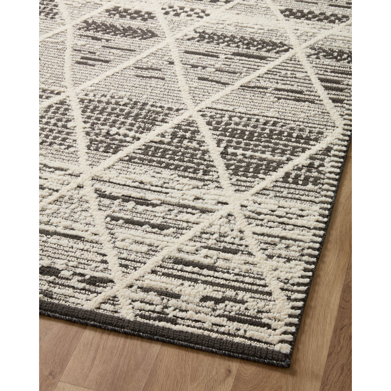 Moroccan Machine Made Power Loom Polyester Area Rug in Charcoal/Ivory, Rectangle 7'10" x 10'