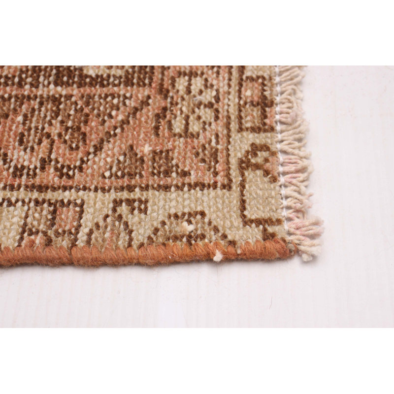Tapis unique en laine des années 1990 de 3 pi 5 po x 5 pi 11 po Mohegan
