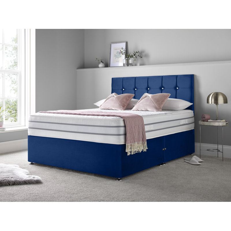 McCutchenville Bed, Double (4'6), Blue, No Drawers