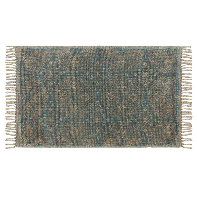 Hand Tufted Boho Accent Rug with Tassels, Rectangle 2'3" x 3'8"