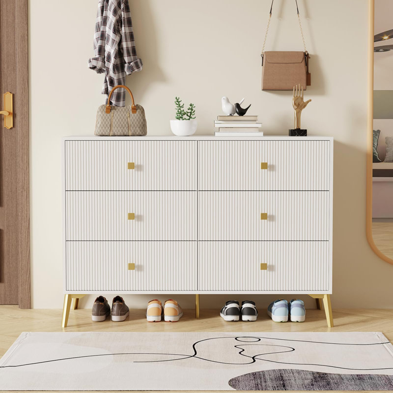 Commode cannelée
