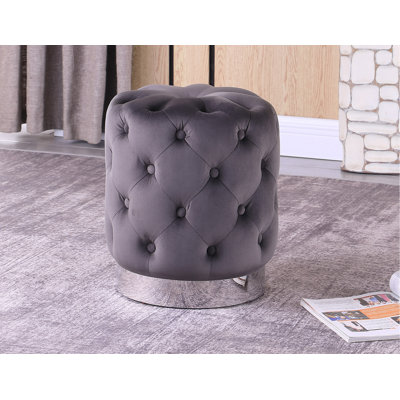 Ceryss Tufted Velvet Ottoman