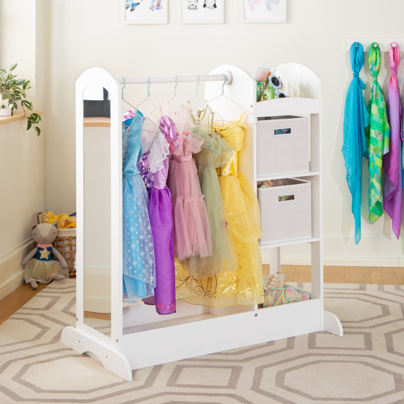 Centre de déguisement pour enfants, Blanc