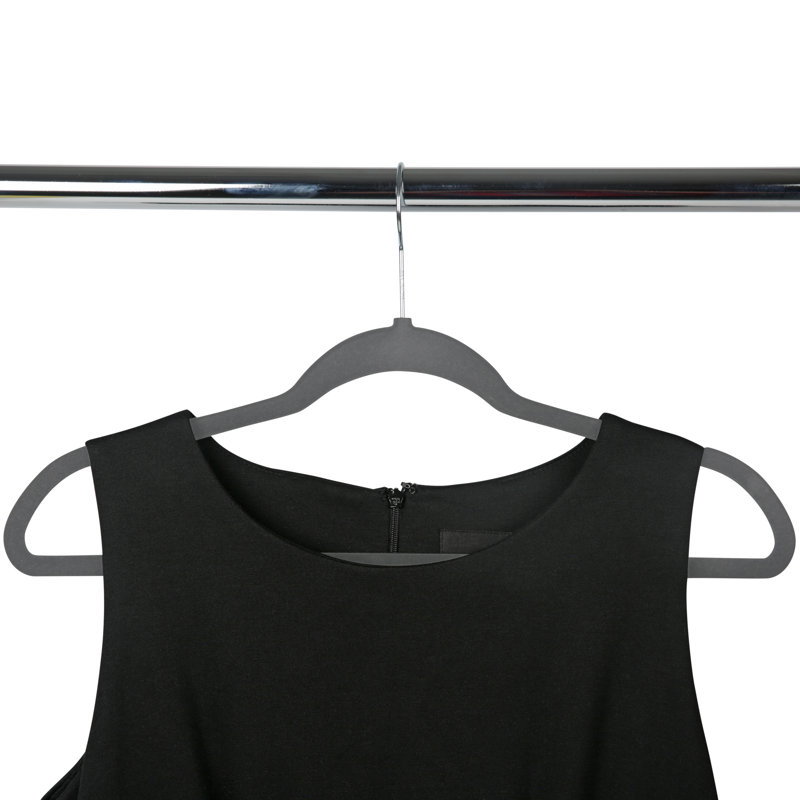 Ensemble de 100 cintres de costume en velours noir Simplifier, Gris