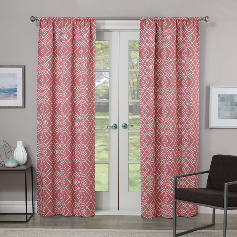Panneau de rideau simple obscurcissant avec passe-tringle Danyal Thermaweave, l 37 po x L 63 po, Corail