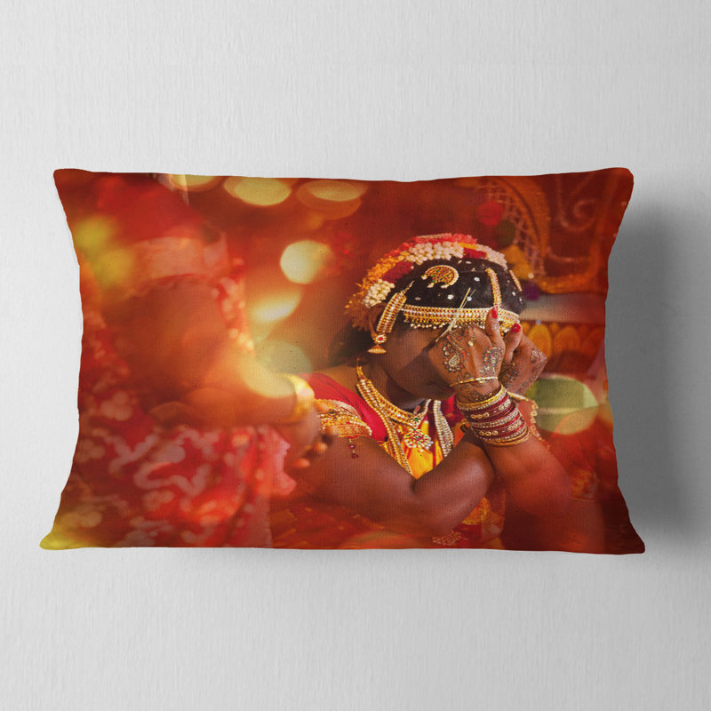 Coussin lombaire de mariage de mariage classique elayanti